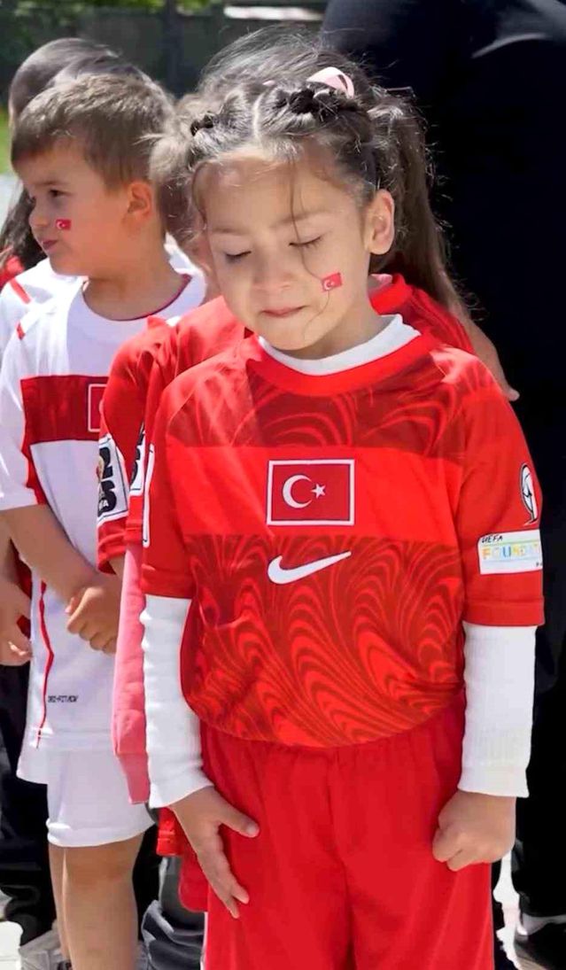 Felahiye'den A Milli Takıma Destek Klipi