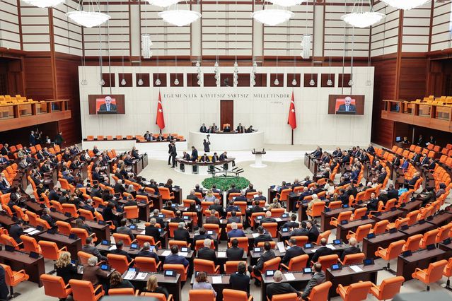 Güvenlik Güçlerinde Çağdaş Dönüşüm: Emniyet Reformu Tasarısının İlk Adımı TBMM'den Geçti