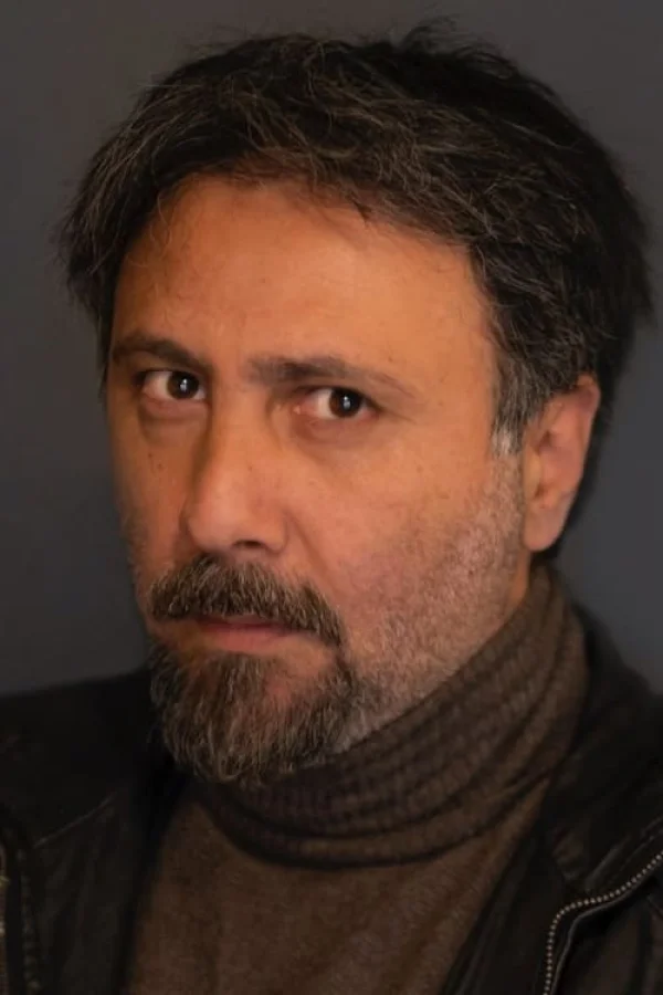 Aziz Kedi Kimdir?