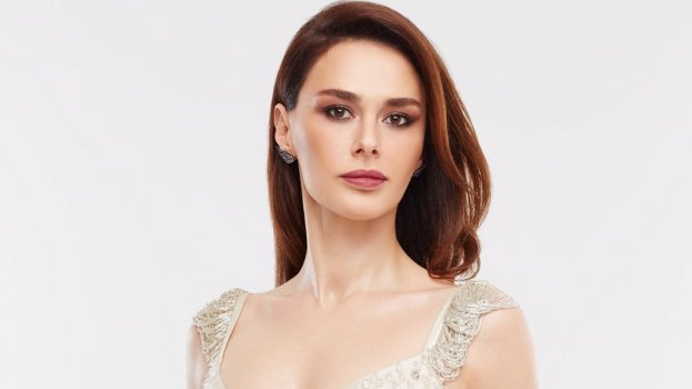 Ayşe Hatun Önal Kimdir? Kaç Yaşında ve Nereli