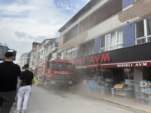 Samsun Ladik'te Depo Yangını Paniği: Alevler Kontrol Altına Alındı