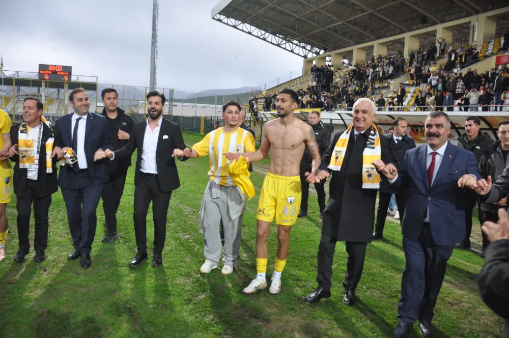 VALİ ÇAKIR’DAN MUŞSPOR’UN FİNAL YOLCULUĞUNA 150 ARAÇLIK DESTEK