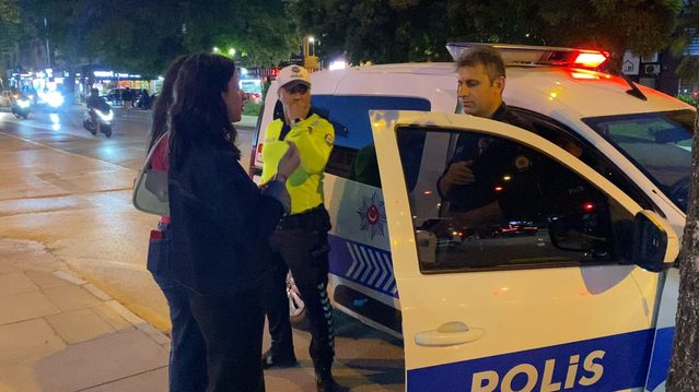 İnegöl'den Yükselen Dürüstlük Öyküsü: ATM'de Unutulan 10 Bin Lira Sahibine Kavuşuyor