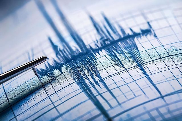 Doğu Anadolu'da Deprem Gerçeği Yeniden Gündemde: Elazığ'da Art Arda Sarsıntılar Tedirginliği Artırdı