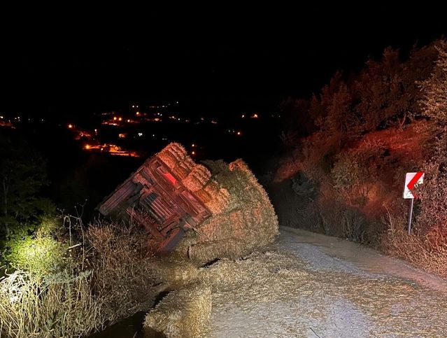 İzmir'de Traktör Devrildi, Sürücü Hayatını Kaybetti