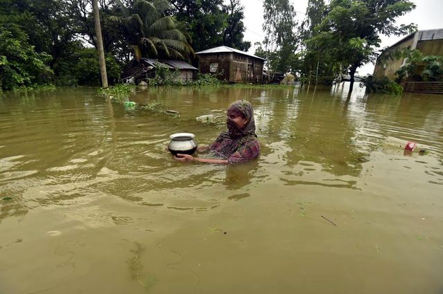 Bangladeş Sellerle Mücadelede Sağlık Alarmı: Kapsamlı Bir Devlet Yanıtı Devrede